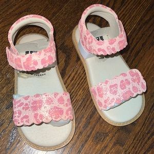 NWT size 8 Livie and Luca sandals